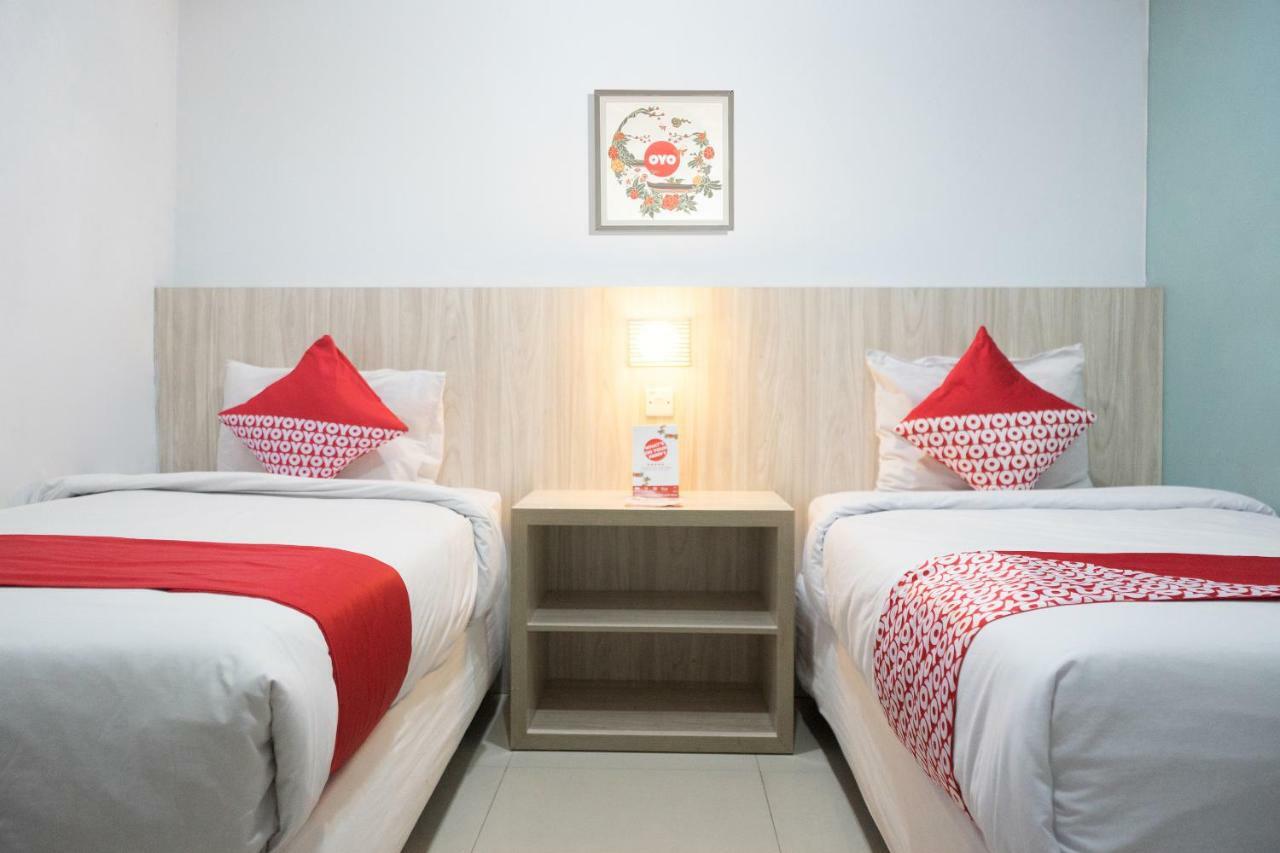 Oyo 1253 Hotel Wisata Jambi Bagian luar foto