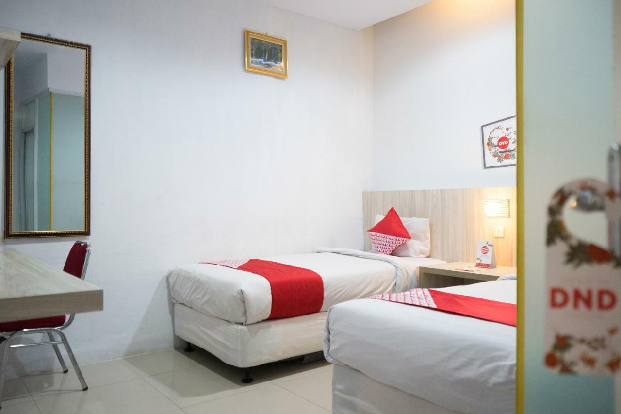 Oyo 1253 Hotel Wisata Jambi Bagian luar foto